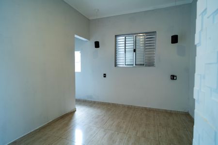 Casa para alugar com 240m², 2 quartos e 2 vagasSuíte 2