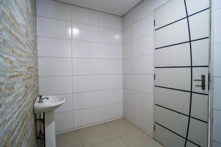 Casa para alugar com 240m², 2 quartos e 2 vagasLavabo