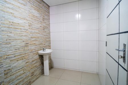 Casa para alugar com 240m², 2 quartos e 2 vagasLavabo