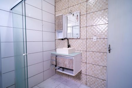 Casa para alugar com 240m², 2 quartos e 2 vagasBanheiro da Suíte 2