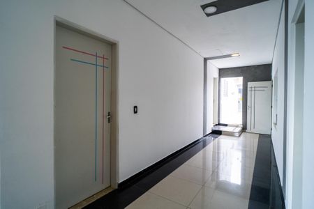 Casa para alugar com 240m², 2 quartos e 2 vagasCorredor