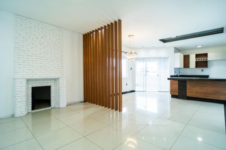 Sala de casa para alugar com 2 quartos, 240m² em Parque São Bento, Sorocaba