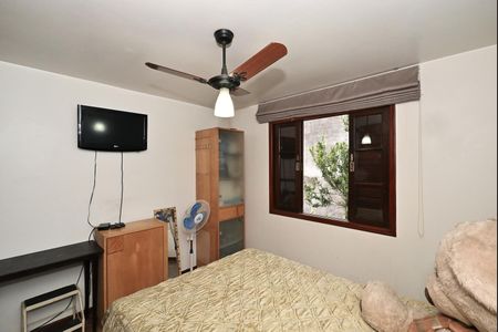 Quarto  de casa à venda com 3 quartos, 90m² em Jardim Campo Limpo, São Paulo