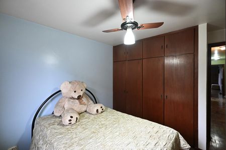 Casa à venda com 90m², 3 quartos e 2 vagasQuarto 
