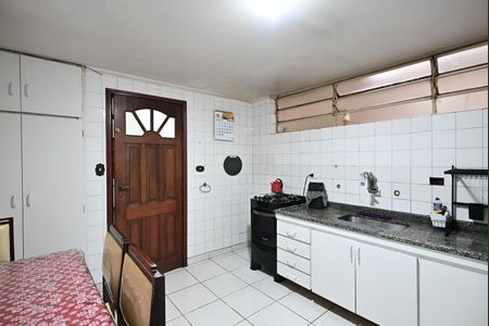 Casa à venda com 90m², 3 quartos e 2 vagasCozinha