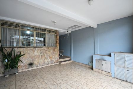 Casa à venda com 90m², 3 quartos e 2 vagasGaragem