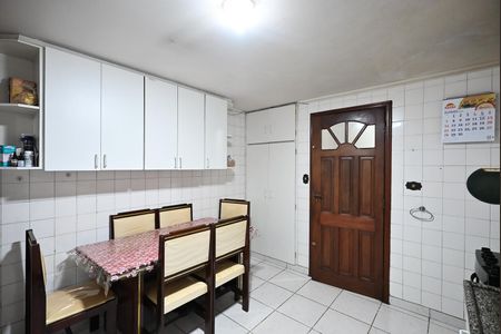 Casa à venda com 90m², 3 quartos e 2 vagasCozinha