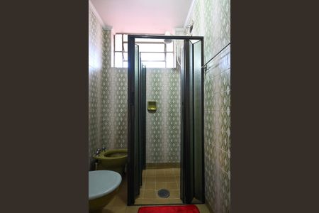 Casa à venda com 90m², 3 quartos e 2 vagasBanheiro
