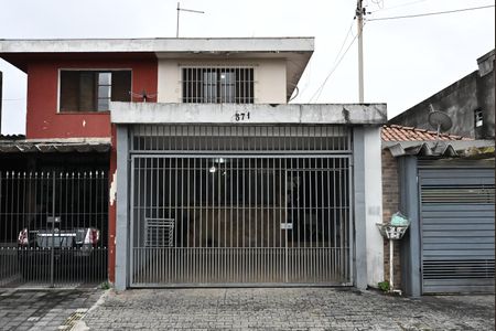 Casa à venda com 90m², 3 quartos e 2 vagasFachada