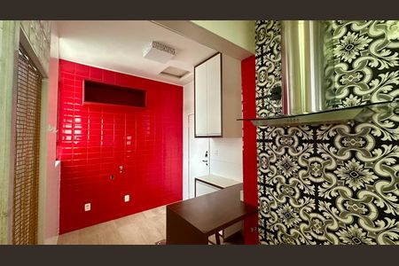 Apartamento à venda com 200m², 3 quartos e 2 vagas Apartamento à venda com 200m², 3 quartos e 2 vagasCozinha