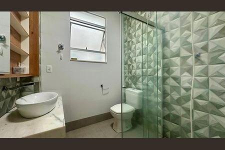 Apartamento à venda com 200m², 3 quartos e 2 vagas Apartamento à venda com 200m², 3 quartos e 2 vagasBanheiro