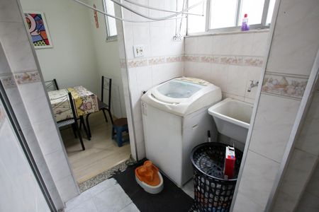 Apartamento à venda com 73m², 4 quartos e 1 vagaÁrea de Serviço