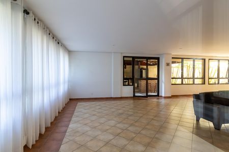 Apartamento para alugar com 80m², 4 quartos e 2 vagas Apartamento para alugar com 80m², 4 quartos e 2 vagasÁrea comum - Salão de festas e Churrasqueira