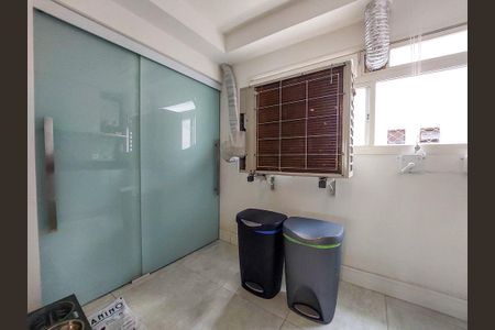 Apartamento para alugar com 100m², 3 quartos e 2 vagas Apartamento para alugar com 100m², 3 quartos e 2 vagasÁrea de Serviço