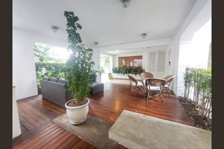 Apartamento para alugar com 100m², 3 quartos e 2 vagas Apartamento para alugar com 100m², 3 quartos e 2 vagasÁrea comum