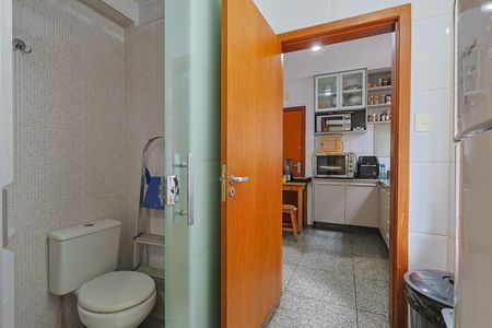 Apartamento à venda com 220m², 4 quartos e 2 vagas