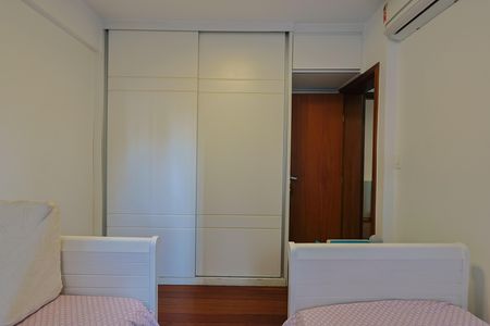 Apartamento à venda com 4 quartos, 220m² em Gutierrez, Belo Horizonte