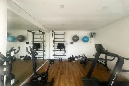 Apartamento para alugar com 60m², 2 quartos e 1 vaga Apartamento para alugar com 60m², 2 quartos e 1 vagaAcademia