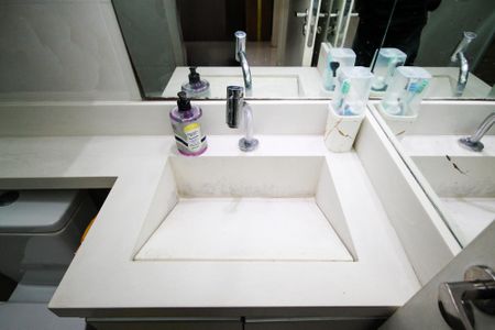 Apartamento para alugar com 60m², 2 quartos e 1 vaga Apartamento para alugar com 60m², 2 quartos e 1 vagaBanheiro