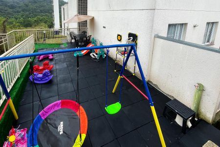 Apartamento para alugar com 60m², 2 quartos e 1 vaga Apartamento para alugar com 60m², 2 quartos e 1 vagaÁrea comum - Playground