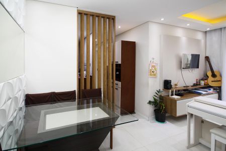 Apartamento para alugar com 60m², 2 quartos e 1 vaga Apartamento para alugar com 60m², 2 quartos e 1 vagaSala de Jantar