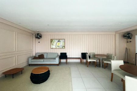Apartamento para alugar com 60m², 2 quartos e 1 vaga Apartamento para alugar com 60m², 2 quartos e 1 vagaSalão de Festas