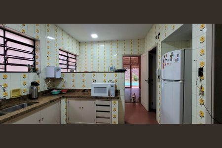 Casa à venda com 3 quartos, 360m² em Vila Clementino, São Paulo