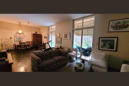 Casa à venda com 3 quartos, 360m² em Vila Clementino, São Paulo