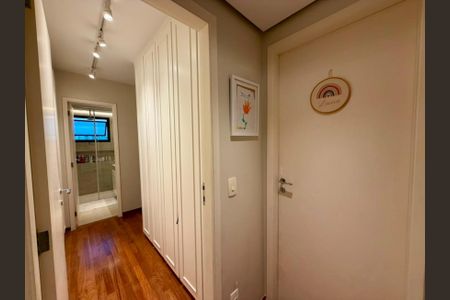 Apartamento à venda com 157m², 4 quartos e 3 vagas Apartamento à venda com 157m², 4 quartos e 3 vagasFoto 28