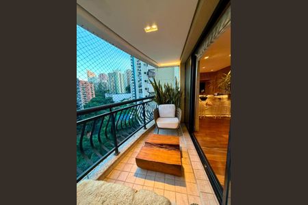 Apartamento à venda com 157m², 4 quartos e 3 vagas Apartamento à venda com 157m², 4 quartos e 3 vagasFoto 15