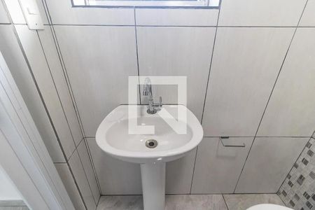 Casa à venda com 164m², 4 quartos e 1 vagaBanheiro - Casa 2