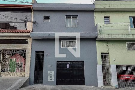 Casa à venda com 164m², 4 quartos e 1 vagaFachada