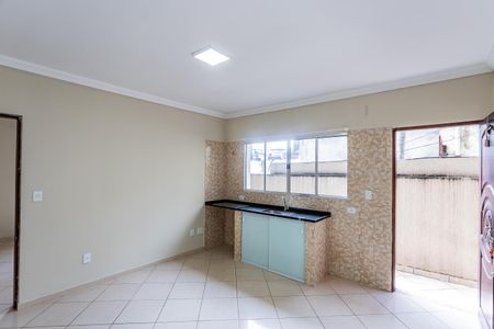 Sala e cozinha de casa para alugar com 1 quarto, 39m² em Jardim Paulistano (zona Norte), São Paulo