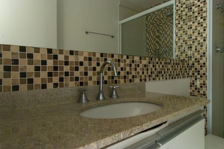 Apartamento para alugar com 105m², 3 quartos e 2 vagas Apartamento para alugar com 105m², 3 quartos e 2 vagasBanheiro Social
