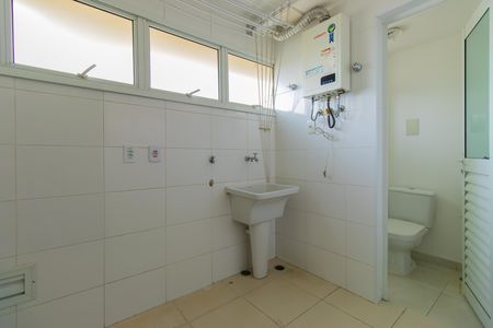 Apartamento para alugar com 105m², 3 quartos e 2 vagas Apartamento para alugar com 105m², 3 quartos e 2 vagasÁrea de Serviço