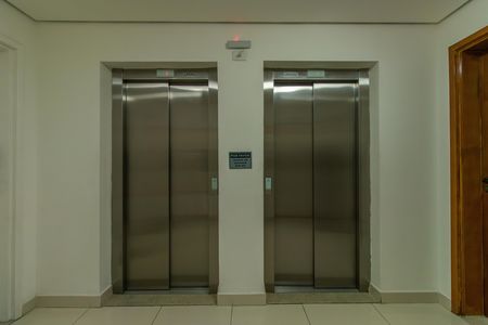 Apartamento para alugar com 105m², 3 quartos e 2 vagas Apartamento para alugar com 105m², 3 quartos e 2 vagasÁrea comum