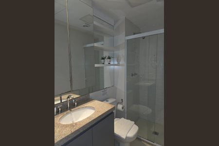 Banheiro  de apartamento à venda com 1 quarto, 30m² em Sumarezinho, São Paulo