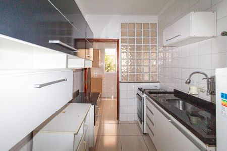Apartamento para alugar com 70m², 2 quartos e 1 vaga Apartamento para alugar com 70m², 2 quartos e 1 vagaCozinha e área de serviço