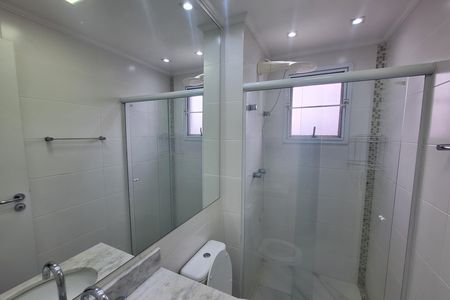 Banheiro de apartamento para alugar com 2 quartos, 54m² em Jardim, Santo André