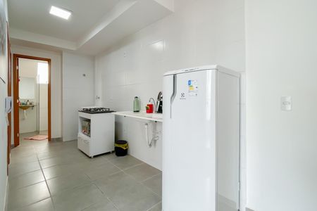 Apartamento para alugar com 51m², 2 quartos e 1 vaga Apartamento para alugar com 51m², 2 quartos e 1 vagaCozinha e Área de Serviço