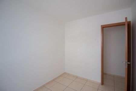 Quarto 2 de apartamento à venda com 2 quartos, 50m² em Conjunto Helena Antipoff, Belo Horizonte