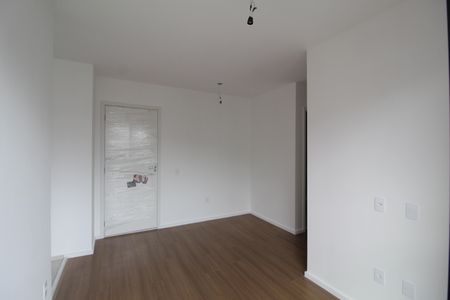 Apartamento para alugar com 45m², 2 quartos e 1 vagaSala
