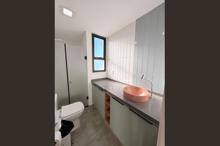 Banheiro da Suíte de apartamento para alugar com 1 quarto, 75m² em Centro, Jundiaí