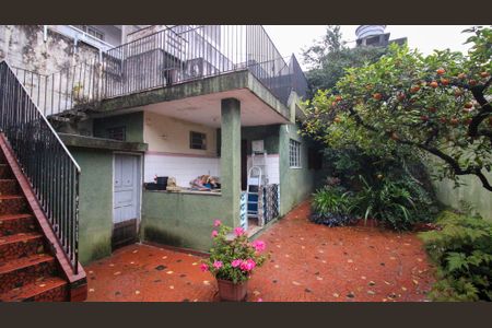 Casa à venda com 321m², 5 quartos e 2 vagas