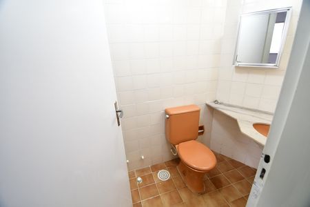 Banheiro de apartamento para alugar com 1 quarto, 57m² em Vila Itapura, Campinas
