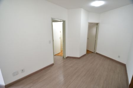 Apartamento para alugar com 57m², 1 quarto e 1 vagaSala