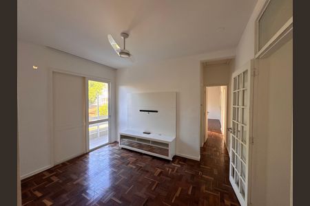 Casa de condomínio para alugar com 350m², 3 quartos e 4 vagas
