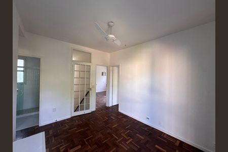 Casa de condomínio para alugar com 350m², 3 quartos e 4 vagas
