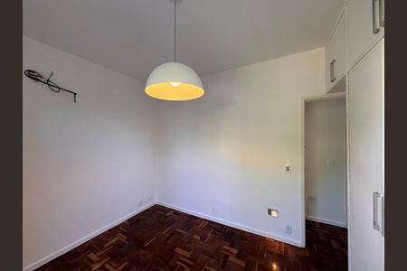 Casa de condomínio para alugar com 350m², 3 quartos e 4 vagas Casa de condomínio para alugar com 350m², 3 quartos e 4 vagasQuarto 1