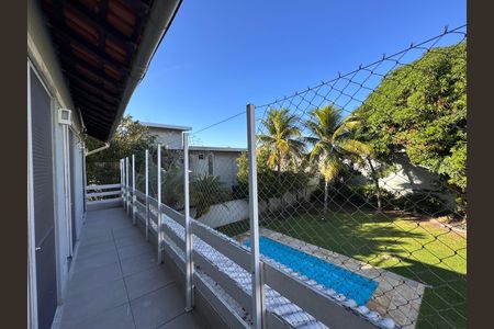 Casa de condomínio para alugar com 350m², 3 quartos e 4 vagas